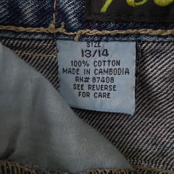 No excuses dark wash blue cargo jean shorts - Picture 4 of 7